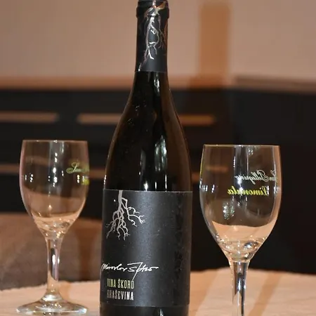 Monika * Široki Brijeg