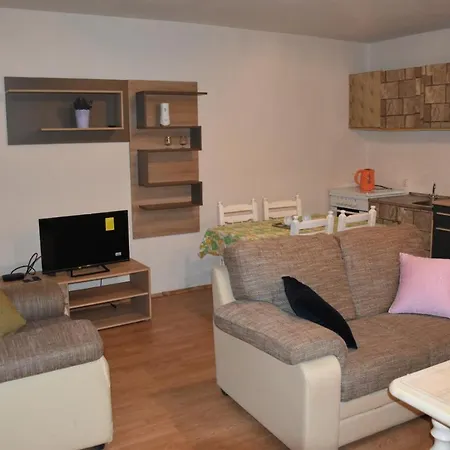Monika Apartment